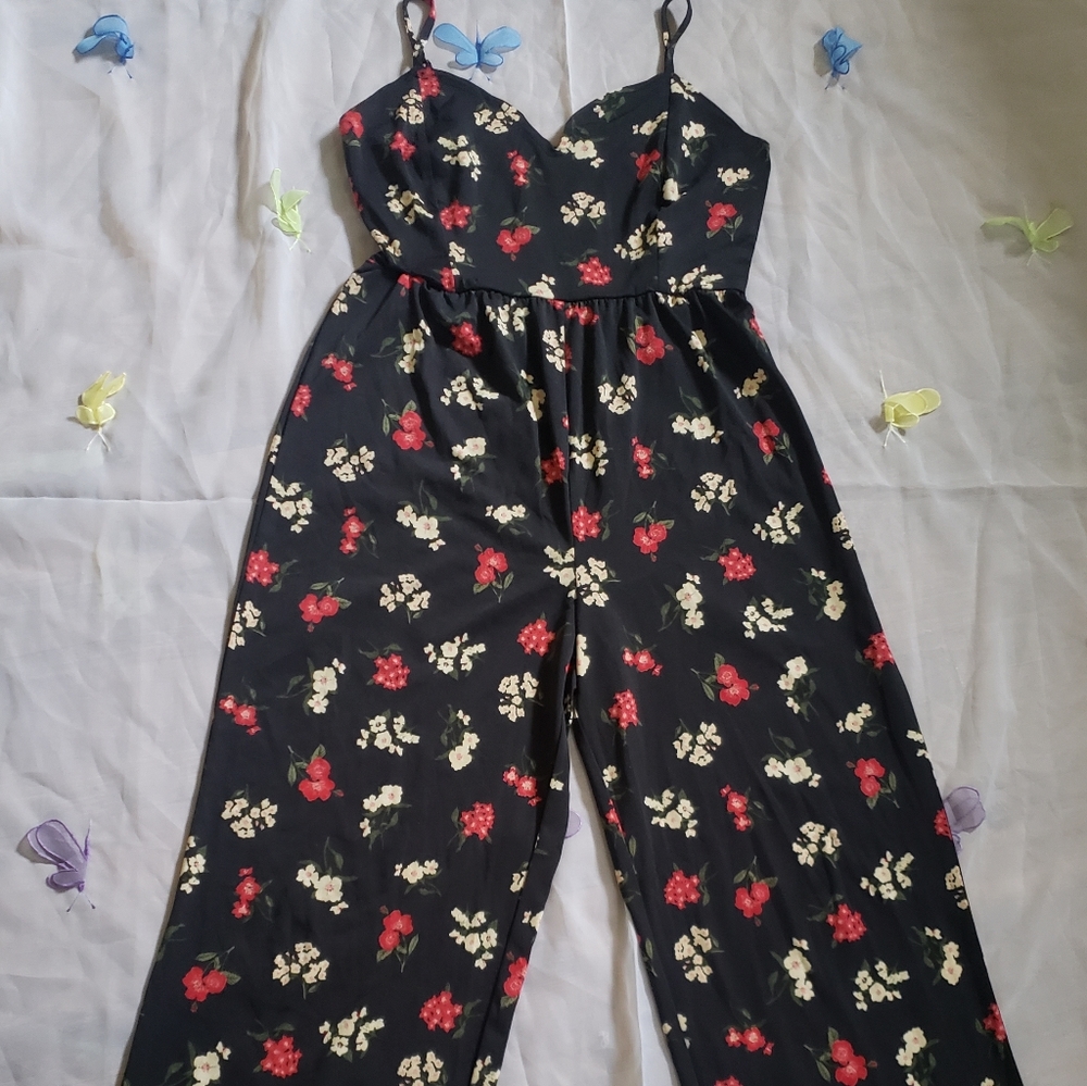 Jumpsuit - Picture 2 of 4